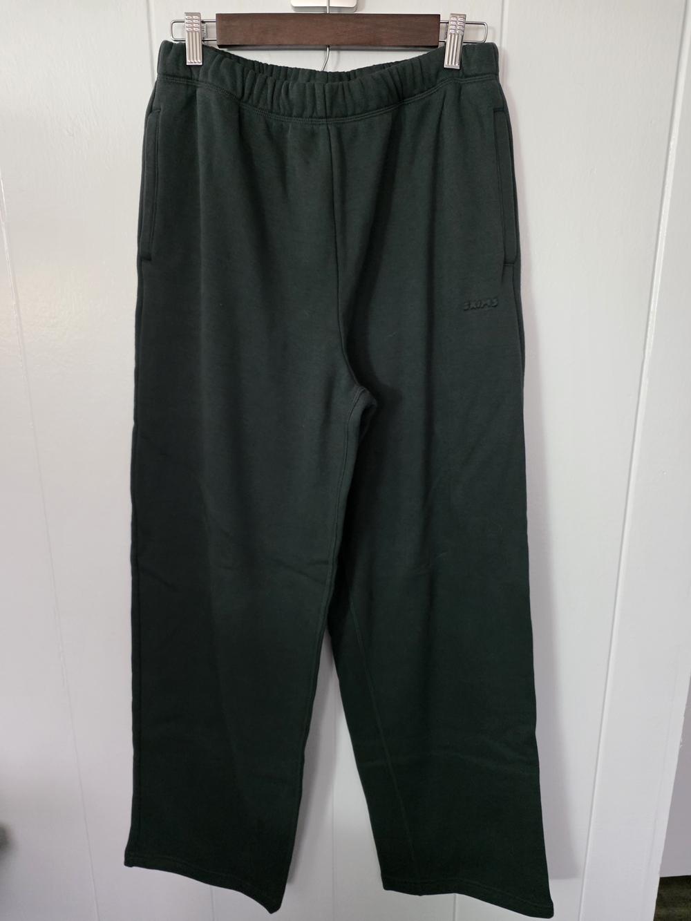 SKIMS Cotton Fleece Classic Sweatpants Size M Spruce NWT